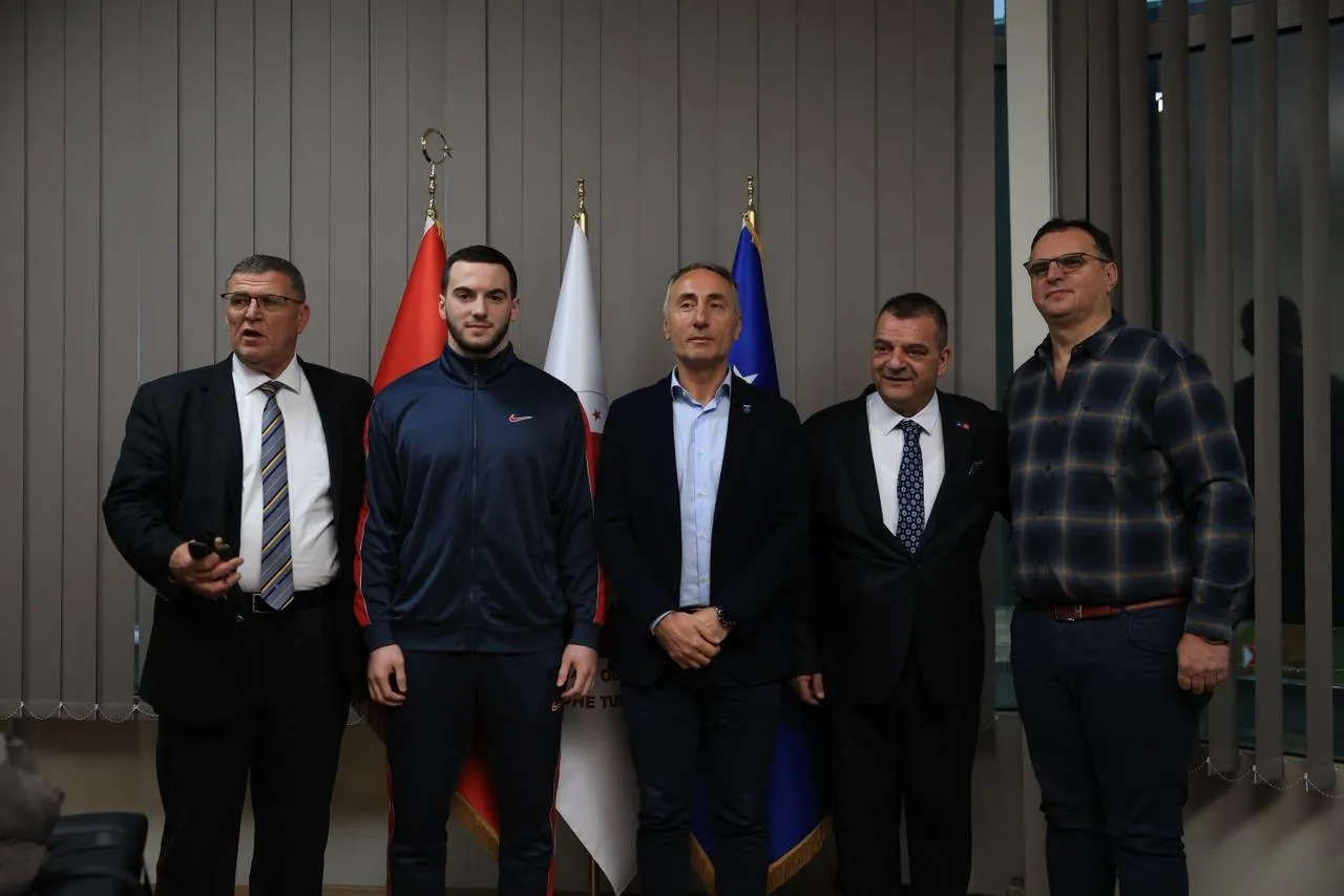 Fushë Kosova Güreş Kulübü